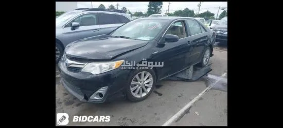 كامري عرطة فل كامل XLE 2012