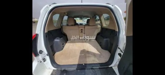 تويوتا راف فور 2011 دبل وارد في صنعاء - 9